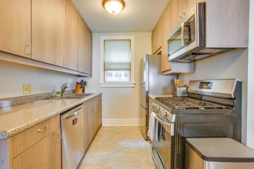 Downtown Traverse City Home - Walk to Beaches! in Traverse City, USA