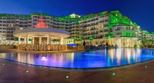 Emerald Beach Resort & Spa