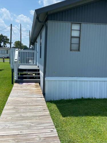 Moonlite Retreat- Waterfront home in Welaka, Florida