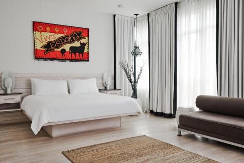 476745675 Bungalow Hotel