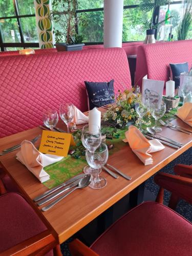 Grandhotel Esplanade in บาด นีนดอร์ฟ