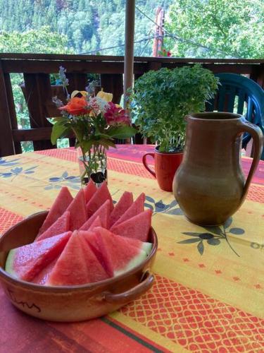 Rustikales Haus im Naturparadies Rustikales Haus im Naturparadies