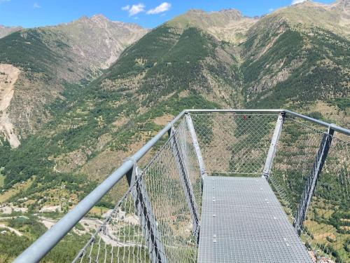 Rustikales Haus im Naturparadies Rustikales Haus im Naturparadies