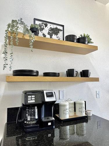 Luxurious Condo Walking Distance to San Diego Bay! in San Diego, USA