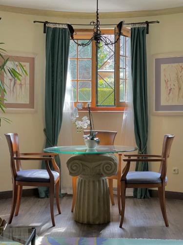 Buda Hills villa apartment, Budapest (photo 8)