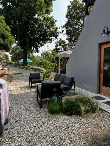 Iekārtas, Cascina GianTino suite Sughero - G A Y - M E N - O N L Y in Montaldo Scarampi