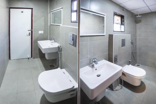 Bathroom, Super OYO Townhouse 942 The Pallagio in Dwaraka Nagar