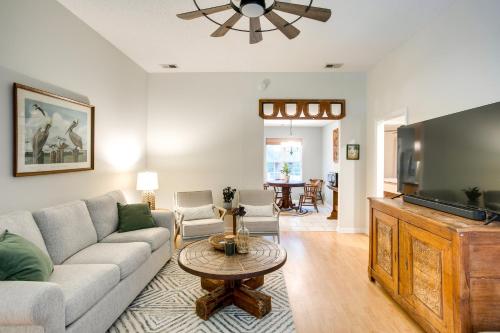 . Pet-Friendly Darien Vacation Rental w/ Patio!