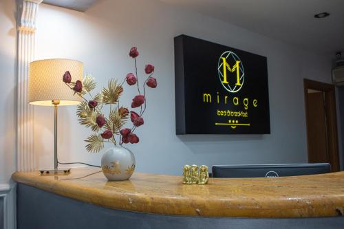 Mirage Place B&B, Katánie