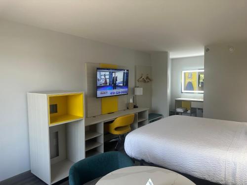 room detail thumbnail 1