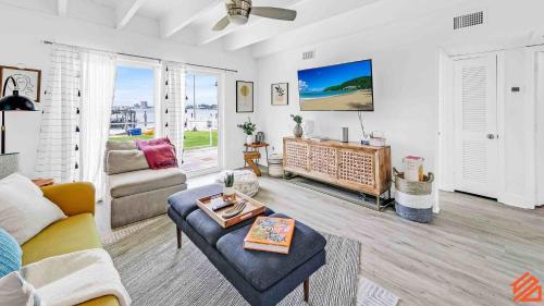 Ultimate Waterfront 2BR Condo on Okaloosa Island