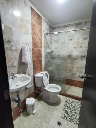 Studio Apartment image 8