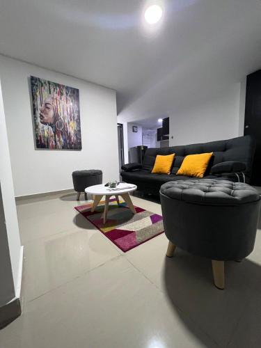 Two-Bedroom Apartment room in Hermosos Apartamentos con excelente ubicacion