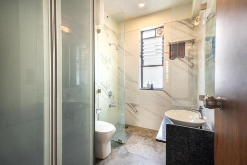 SaffronStays Amrapali - 3BD Farmstay with private pool in Nashik