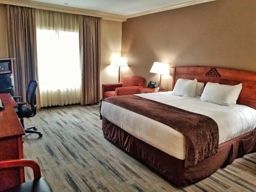 . Lucky 7 Casino & Hotel (Howonquet Lodge)