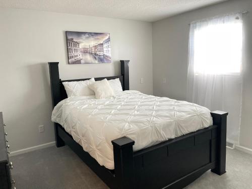 Spacious 1king bd/2queen bd/* 1 mile from I-85 detail