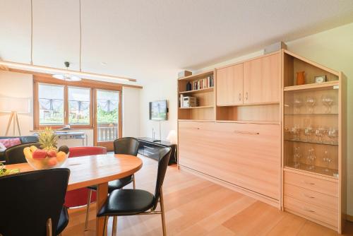 One-Bedroom Apartment with Matterhorn View image 7