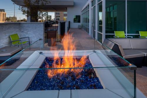 Faciliteiten, SpringHill Suites by Marriott Dallas Central Expressway in Vickery Meadow