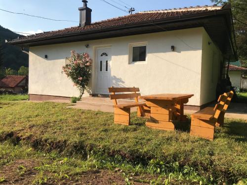 Apartman Kosuta Lux Garden in Tjentište