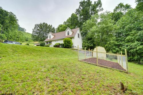 Arden Home with Private Hot Tub about 17 Mi to Asheville