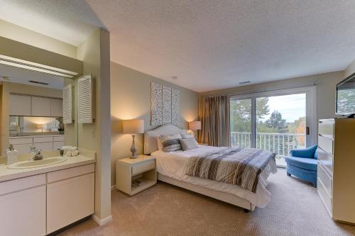Beautiful Comfy 2 Bedroom Condo Stunning Golf Course Views 5166