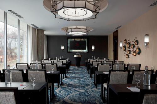 Ithaca Marriott Downtown on the Commons - image 6
