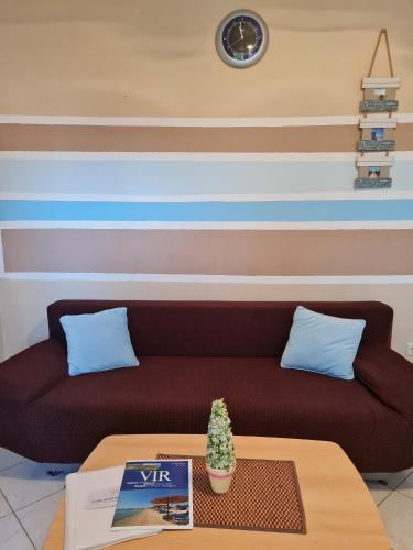 One-Bedroom Apartment with Terrace