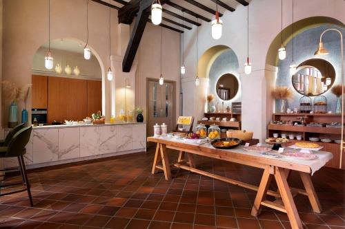 セビリア Los Seises Sevilla, a Tribute Portfolio Hotel 4つ星 ホテル 客室