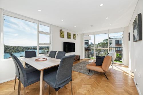 Delightful 1BR Sydney City Escape - image 4