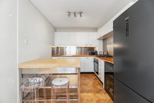 Delightful 1BR Sydney City Escape - image 7