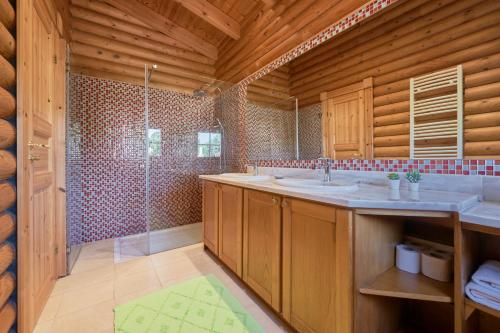 Beach & Golf Retreat w Amazing pool, By TimeCooler, Aroeira (photo 9)