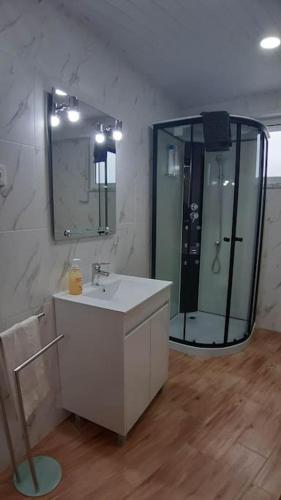 Villa T2 Maçussa - 45min Lisbon (Villa T2 Macussa - 45min Lisbon) in มาสซูกา