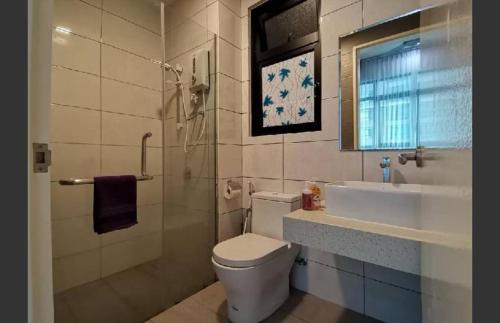 Bathroom, Conezion Residence Putrajaya WiFi Netflix near Palm Garden Golf Course