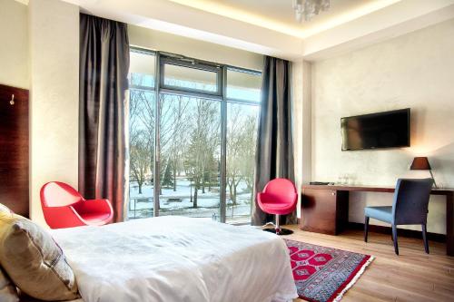 1 queen bed