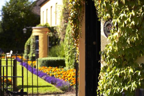 Photo - The Dunraven, Adare