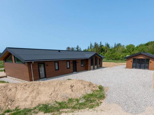 10 person holiday home in Saltum-By Traum
