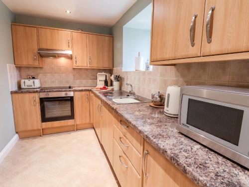 Mulgrave Cottage - image 7