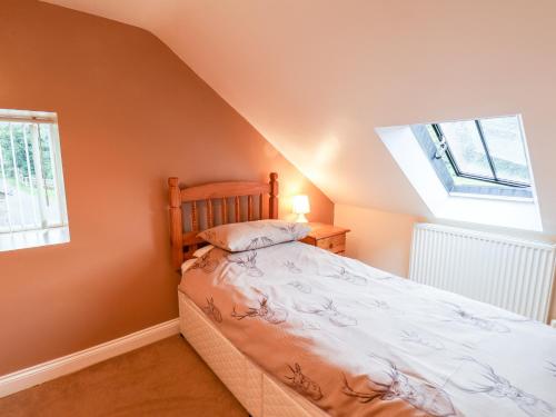 Mulgrave Cottage - image 5