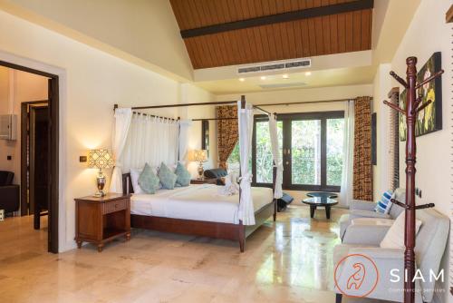 Villa BangKao 3Br Pool & Walk to Beach