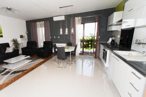 Apartment Goga - image 3
