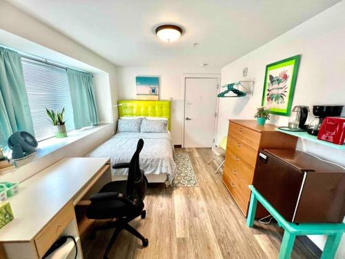 Micro Studio Apartment in University District- 10 Minutes walk to UW - Seattle