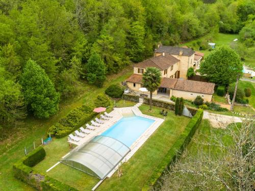 Maisons de vacances Chic Holiday Home in Siorac en P rigord with