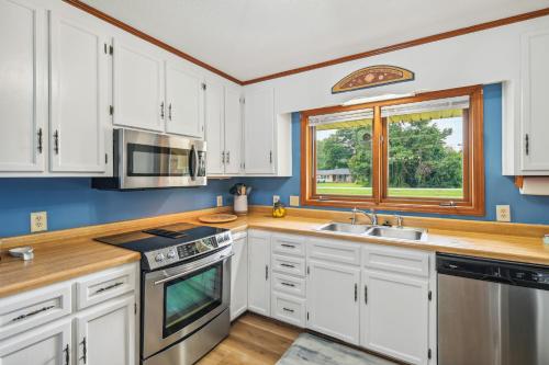 5 Mi to Boardwalk Myrtle Beach Home Near Golfing in 森林溪