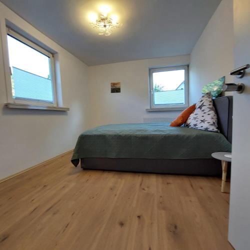 1 twin bed