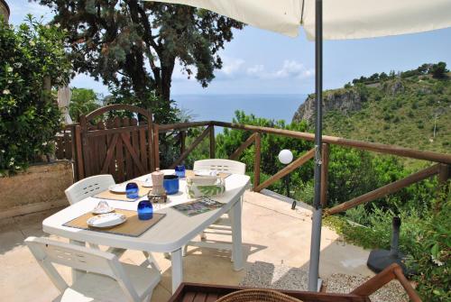 Vistas, Lancoretta cottage between sea and nature no01 in Sperlonga
