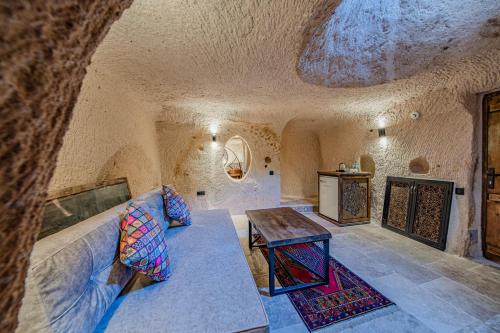 Ages in Cappadocia Room Type - Deluxe Queen Room