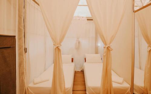 Playa La Caleta Bataan Room Type - Family Room with Private Bathroom Playa La Caleta Bataan Room Type - Family Room with Private Bathroom
