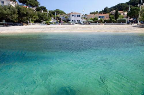 Appartement face à la mer - Location saisonnière - Le Pradet