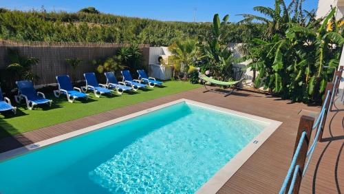 สระว่ายน้ำ, Seabreeze- Sea View-Near Ericeira in ตอเรส เวดราซ