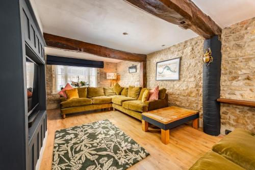 Stylish central 6 bedroom converted Granary